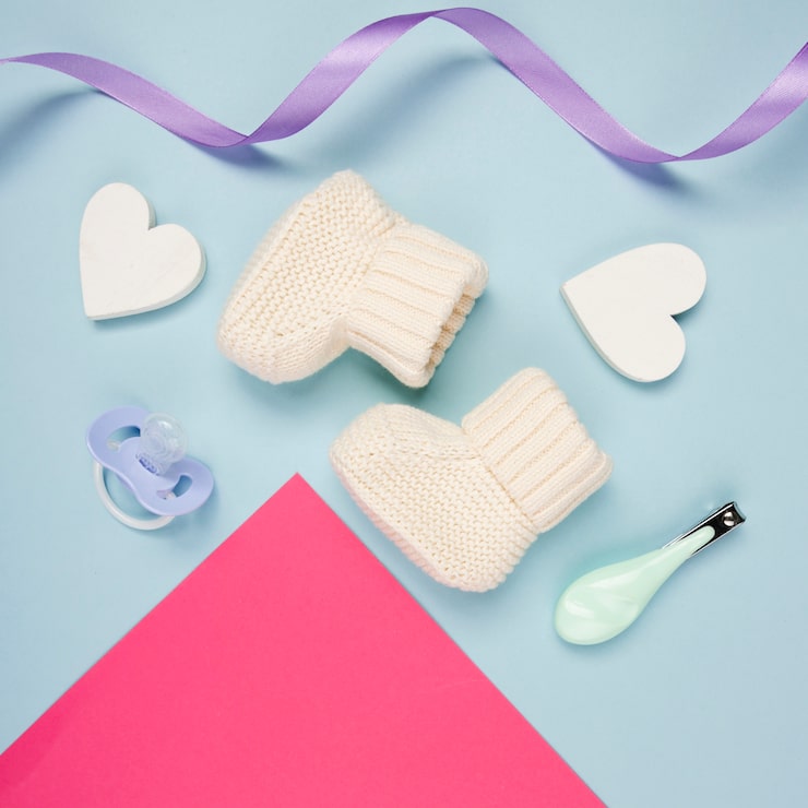 Best Toys for 0–12 Months: What Actually Helps Your Baby's Brain Develop
