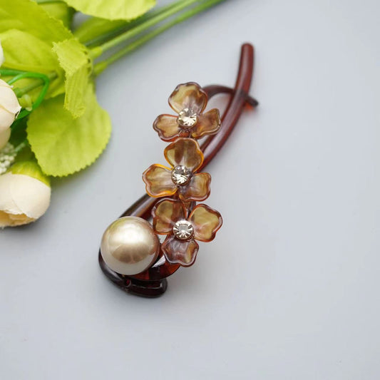 French Flower Hair Clip – Elegant Floral Acrylic Barrette
